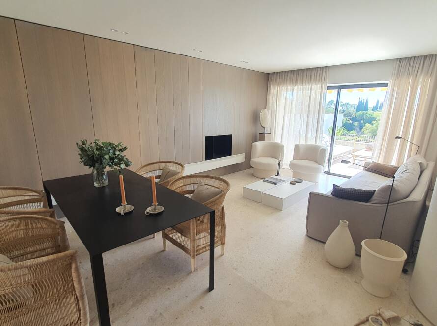 Luxury Construction & Renovation